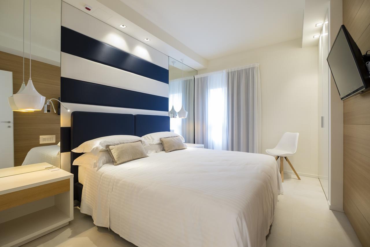 Metropol Ceccarini Suite - Luxury Apartments Riccione Dış mekan fotoğraf