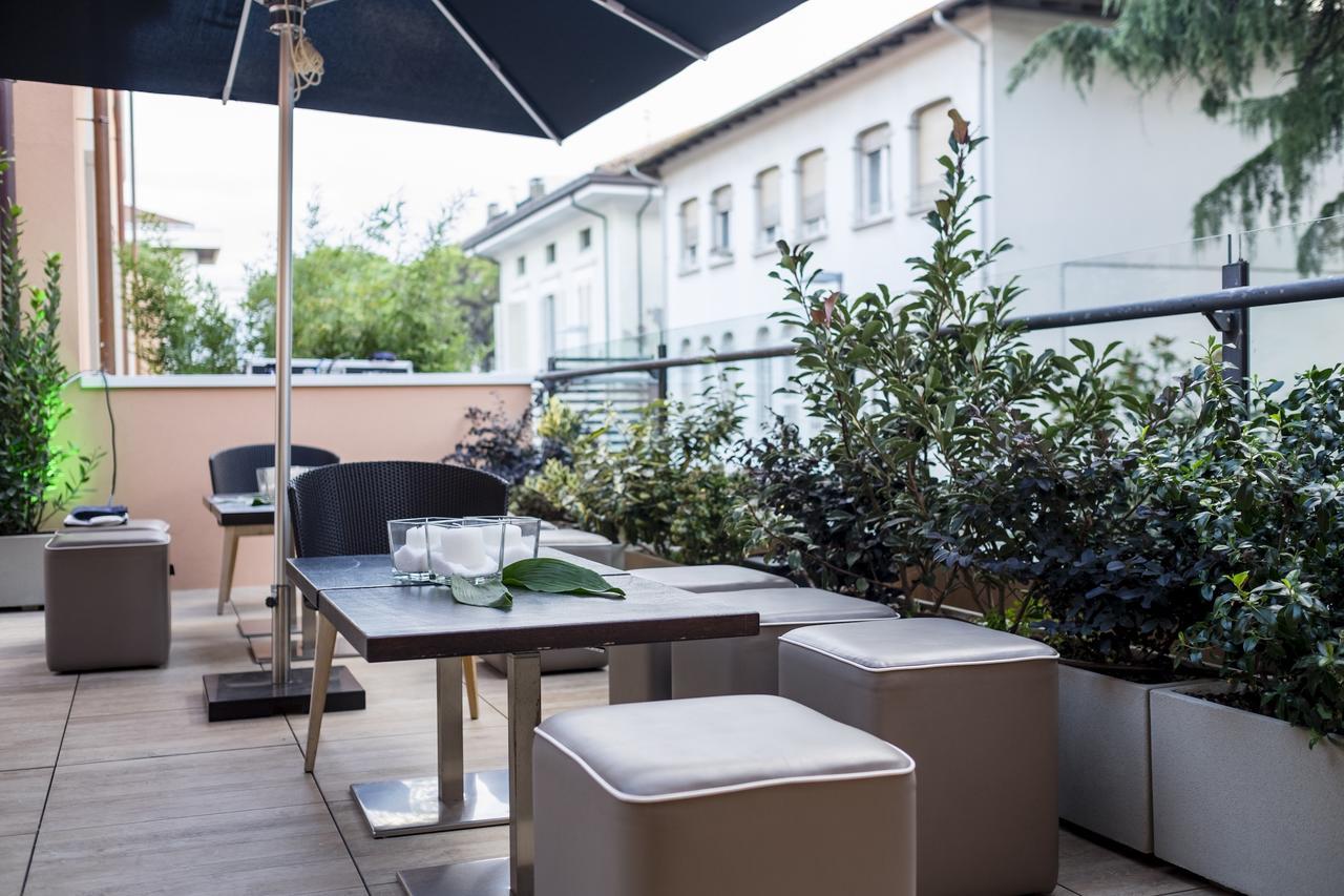 Metropol Ceccarini Suite - Luxury Apartments Riccione Dış mekan fotoğraf