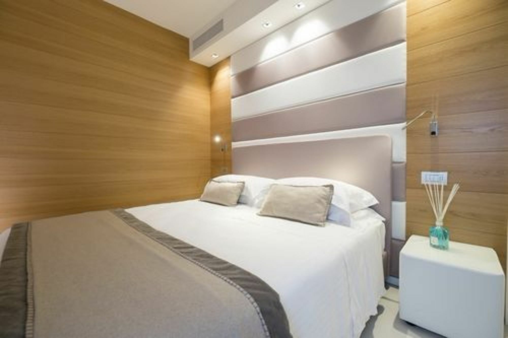 Metropol Ceccarini Suite - Luxury Apartments Riccione Dış mekan fotoğraf
