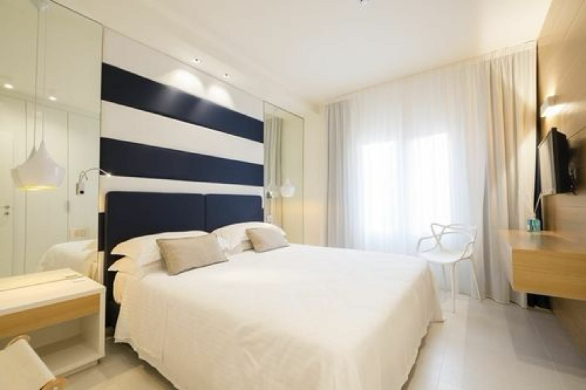 Metropol Ceccarini Suite - Luxury Apartments Riccione Dış mekan fotoğraf
